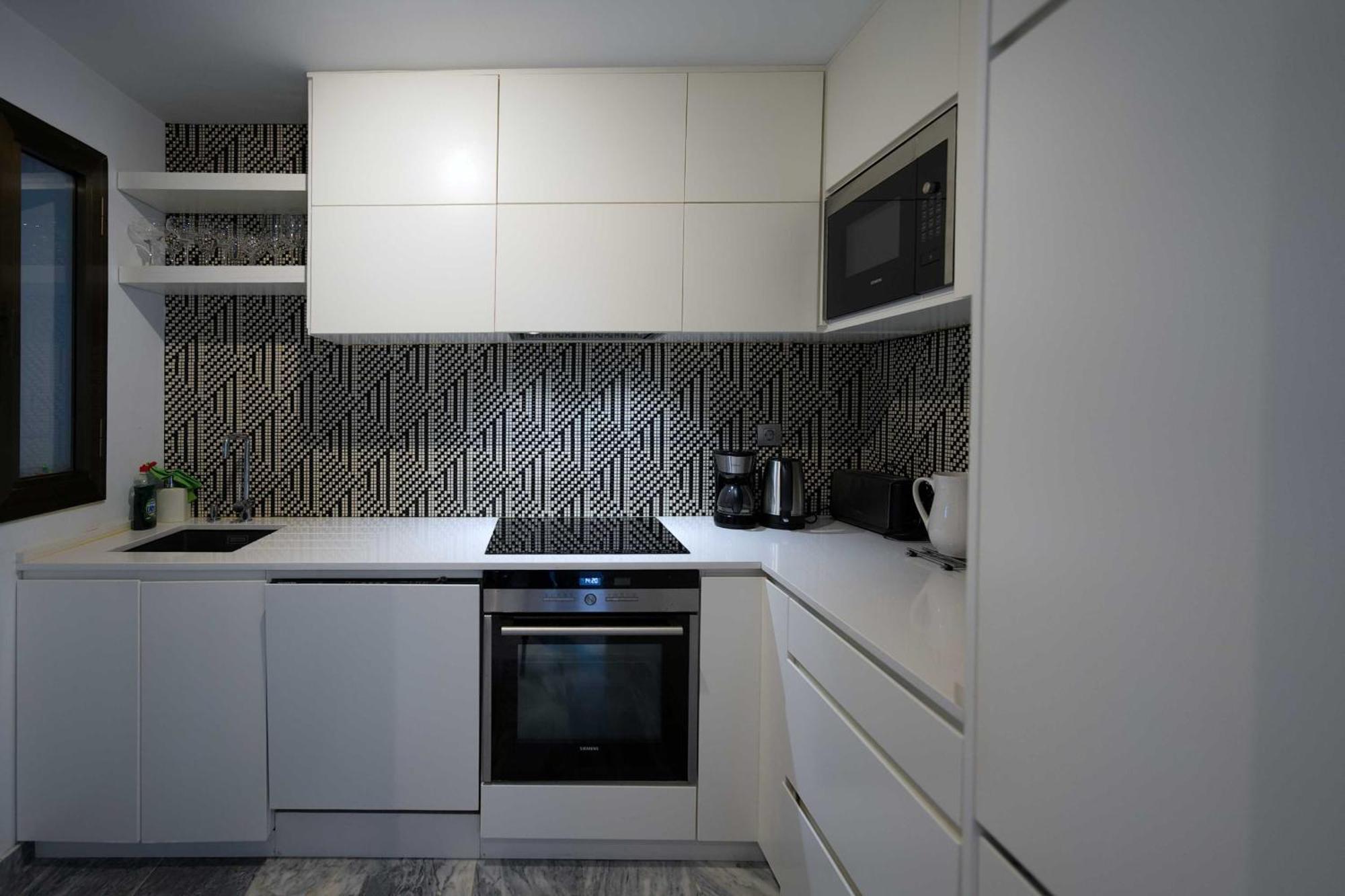 2039 Cozy Beachfront On Golden Appartement Marbella