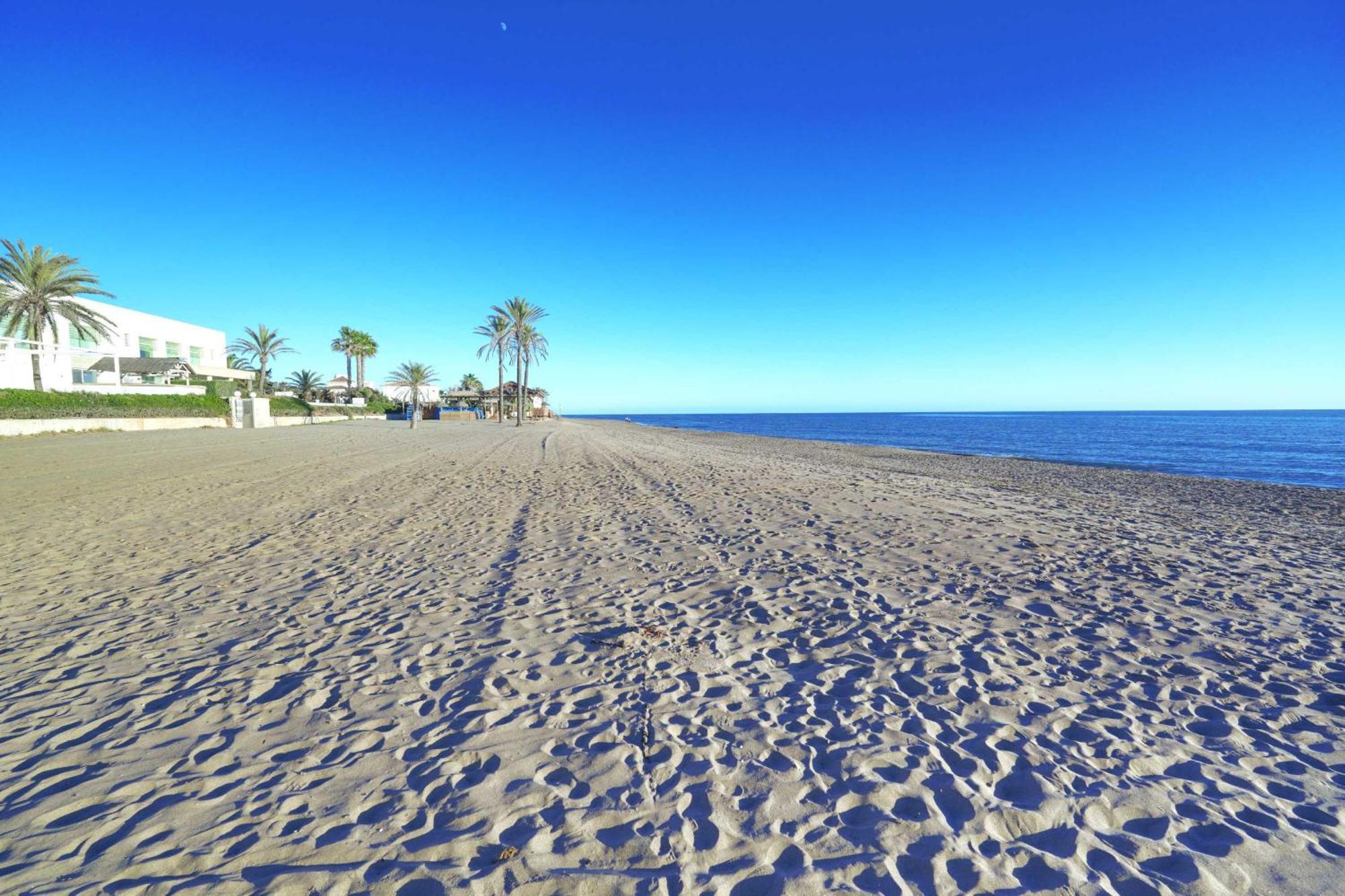 2039 Cozy Beachfront On Golden Appartement